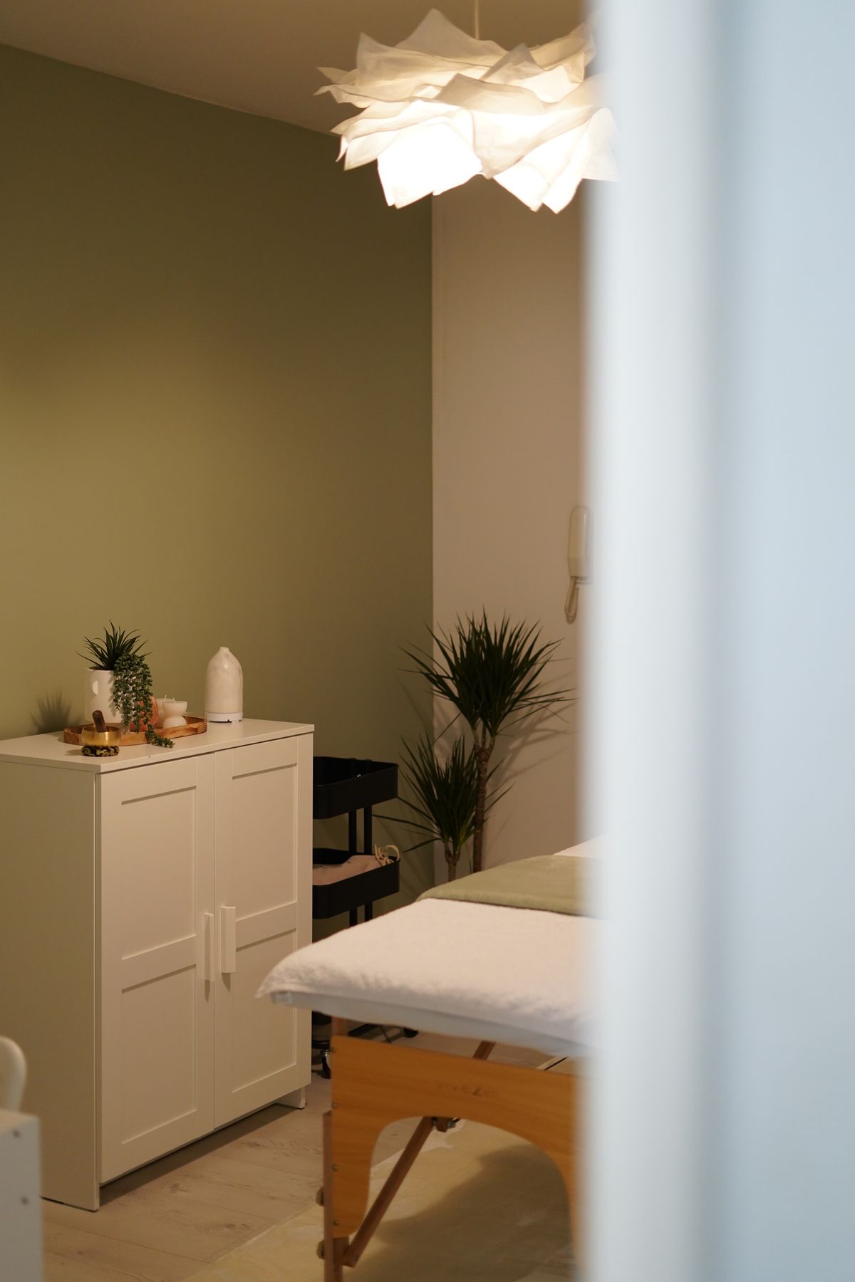 Calm treatment room